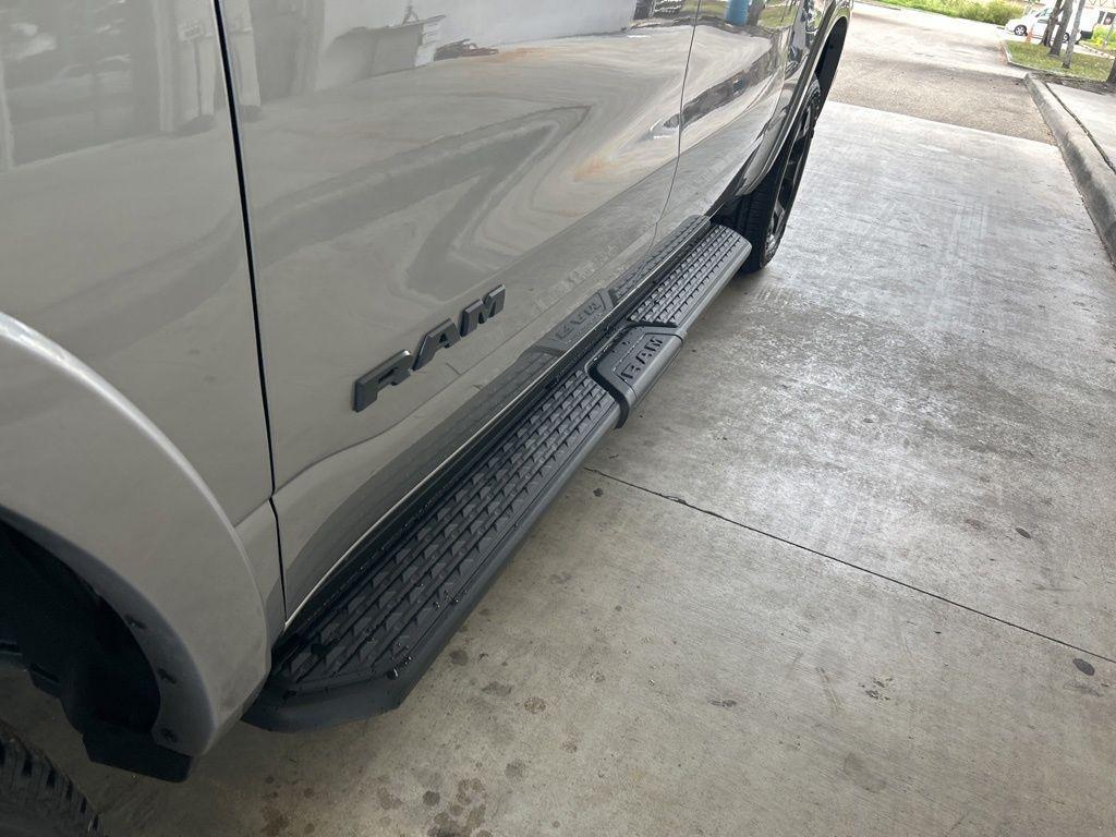 new 2025 Ram 1500 car, priced at $49,977
