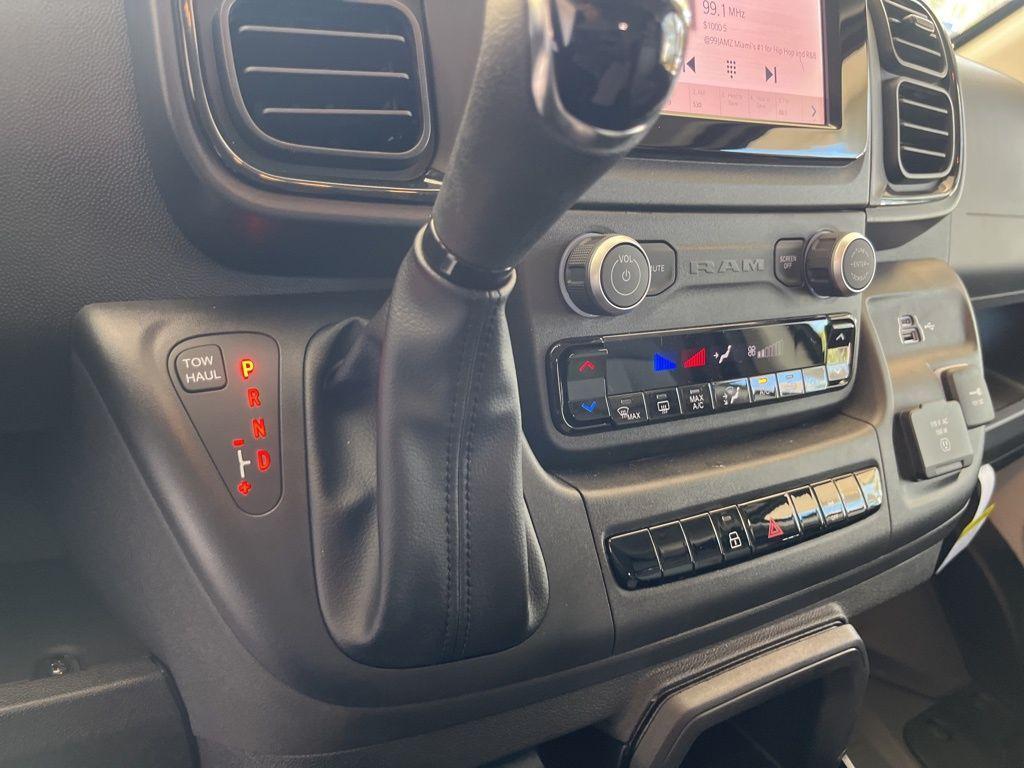 new 2025 Ram ProMaster 2500 car, priced at $51,579