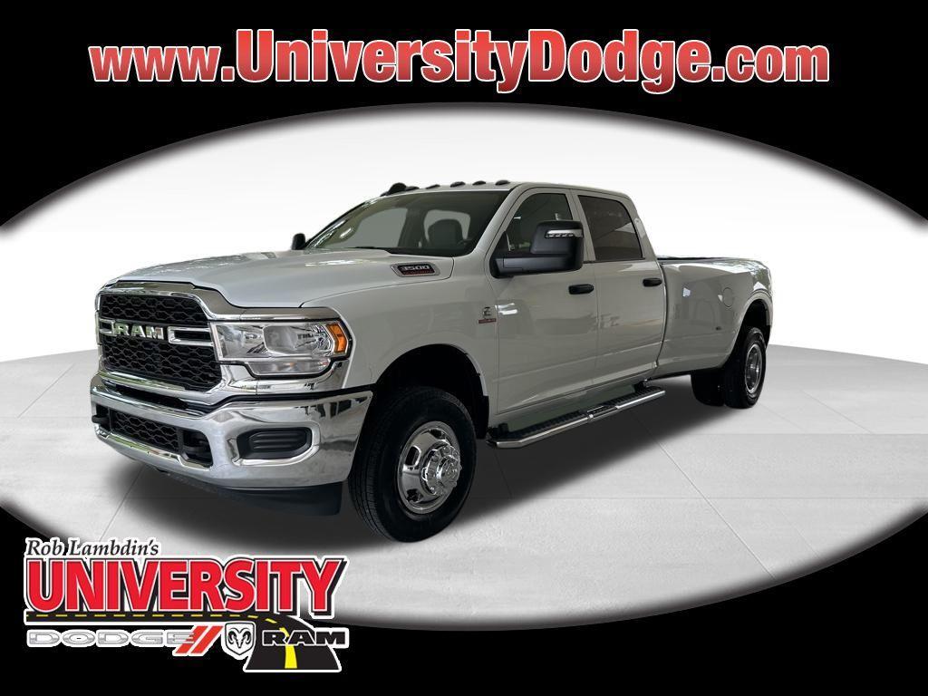 new 2024 Ram 3500 car, priced at $62,682