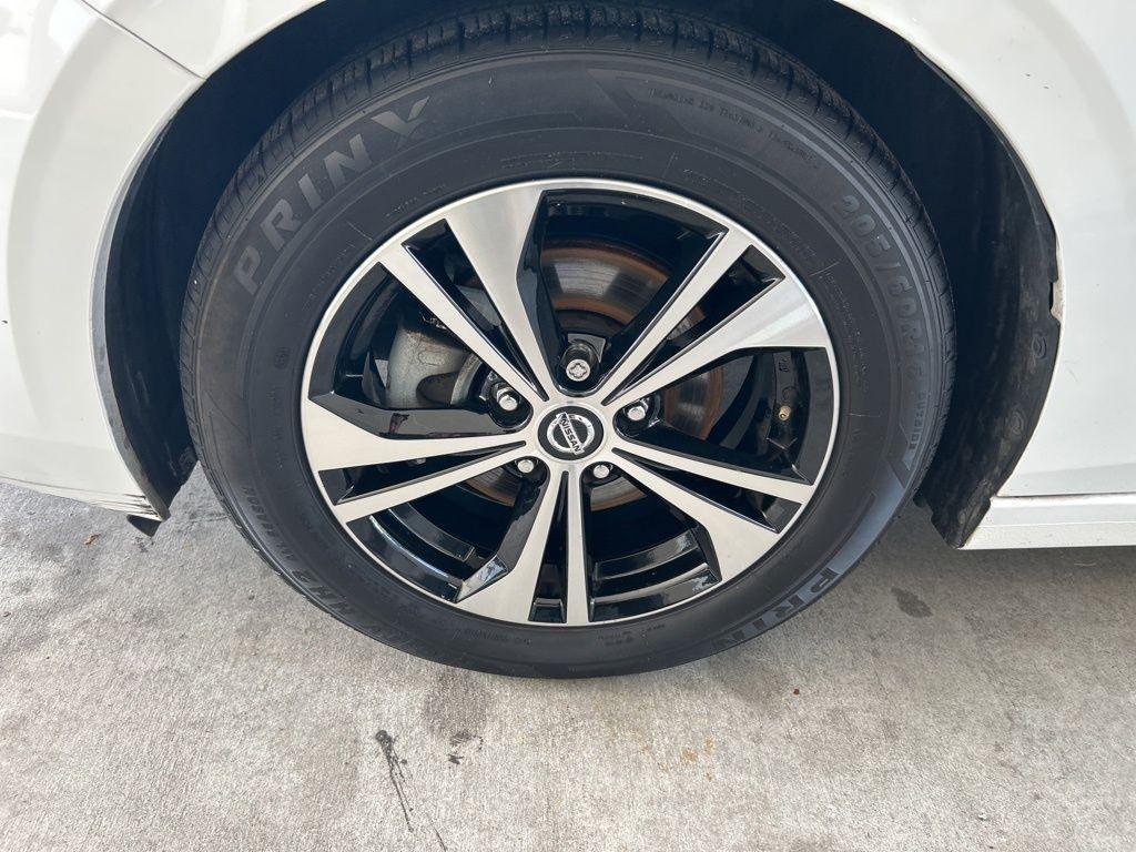 used 2021 Nissan Sentra car, priced at $12,900