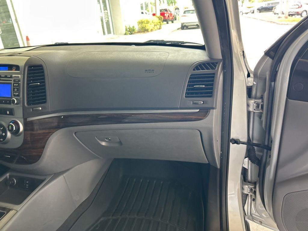 used 2012 Hyundai Santa Fe car, priced at $5,000