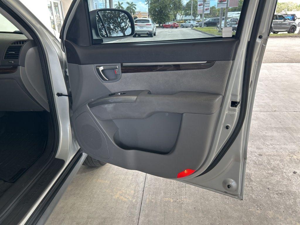 used 2012 Hyundai Santa Fe car, priced at $5,000