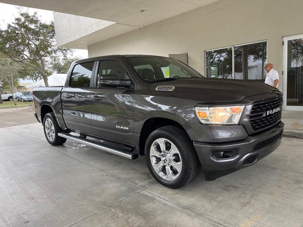 new 2024 Ram 1500 car, priced at $43,932