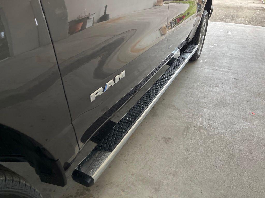 new 2024 Ram 1500 car, priced at $41,932