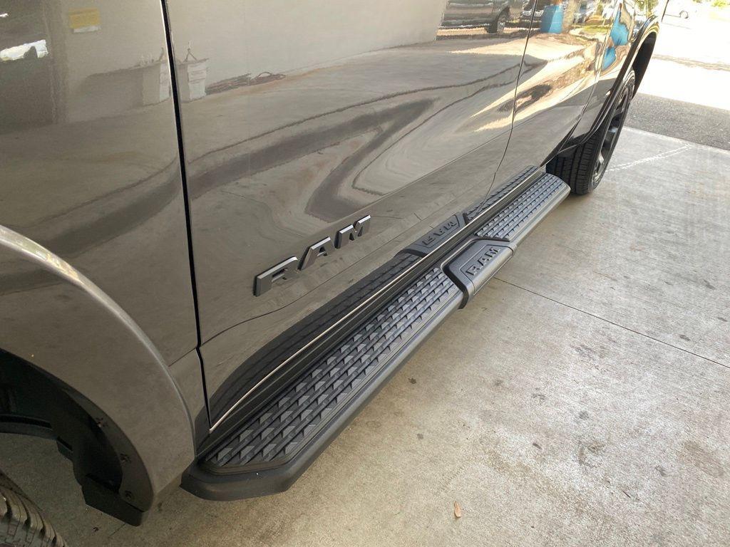 new 2025 Ram 1500 car, priced at $49,517