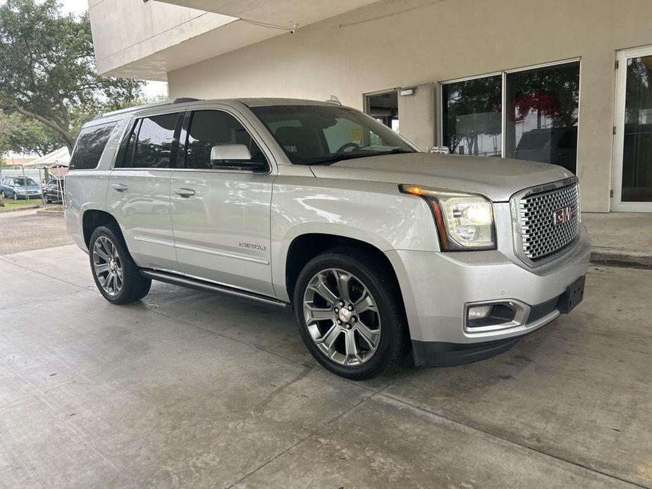 used 2015 GMC Yukon car, priced at $15,998