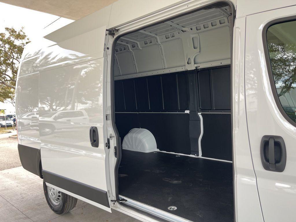 new 2024 Ram ProMaster 3500 car, priced at $46,768