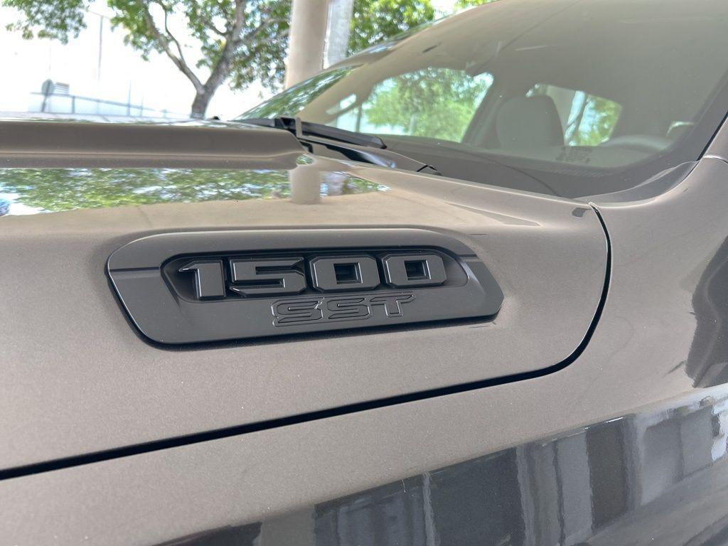 new 2025 Ram 1500 car, priced at $45,903