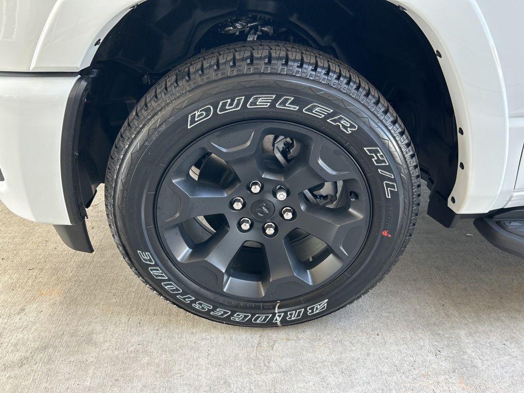 new 2025 Ram 1500 car, priced at $45,640