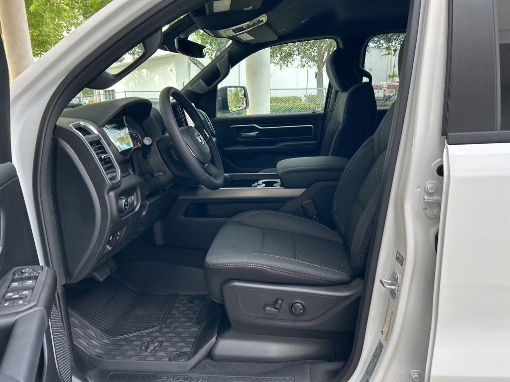 new 2025 Ram 1500 car, priced at $45,640