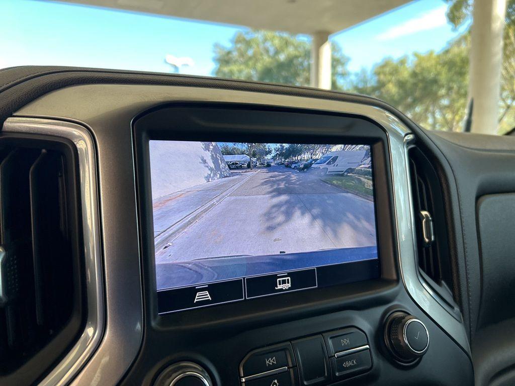 used 2021 Chevrolet Silverado 1500 car, priced at $31,991