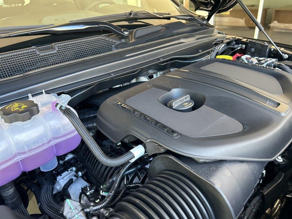 new 2025 Ram 1500 car, priced at $45,693
