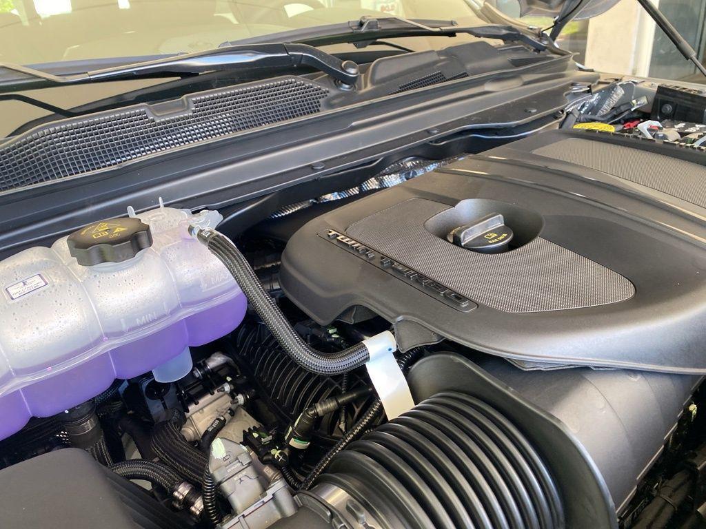 new 2025 Ram 1500 car, priced at $49,672