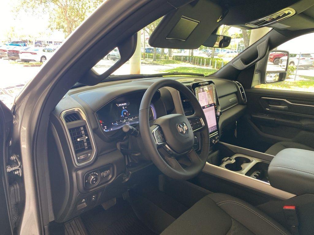 new 2025 Ram 1500 car, priced at $49,672