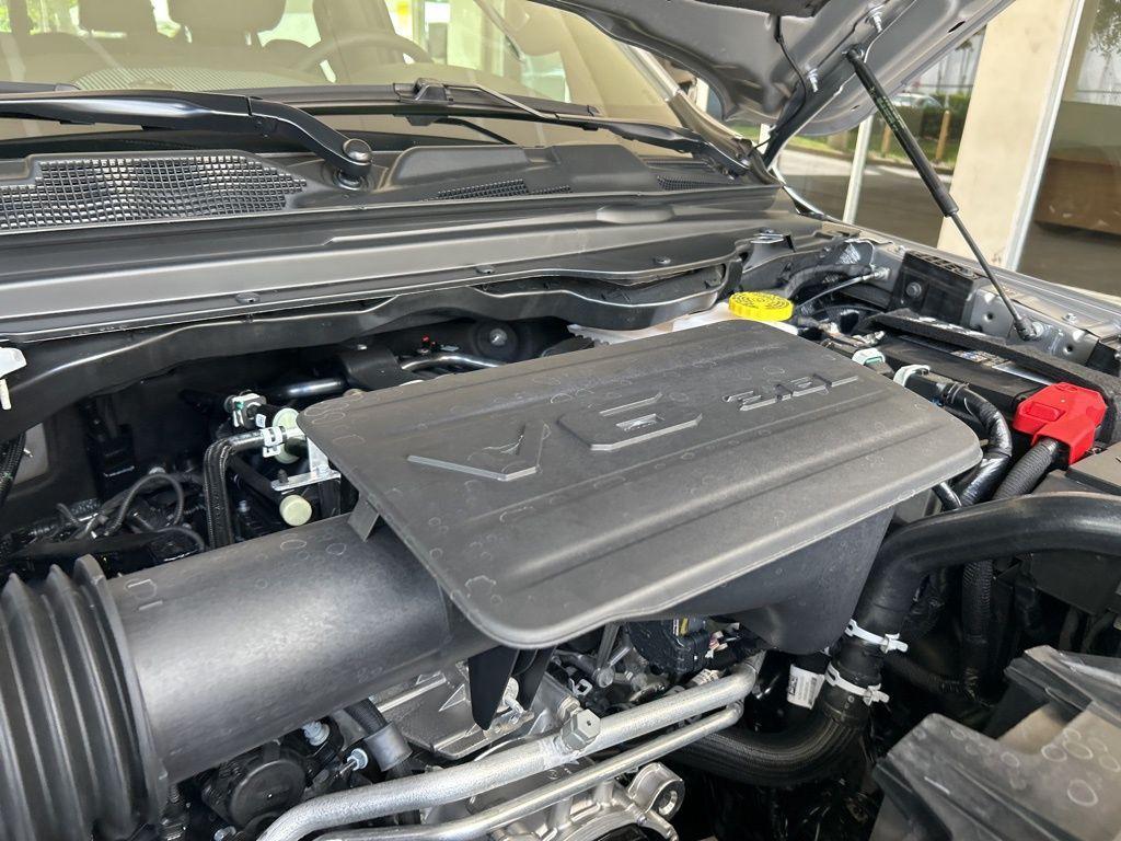 new 2025 Ram 1500 car, priced at $42,607