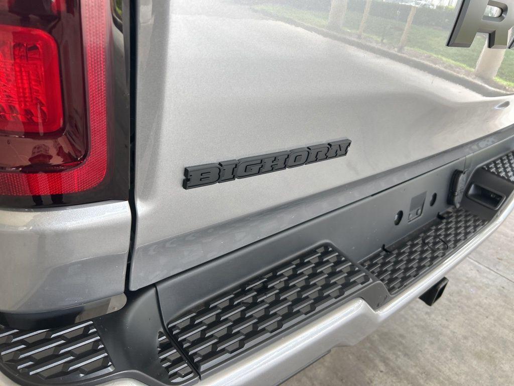 new 2025 Ram 1500 car, priced at $42,607