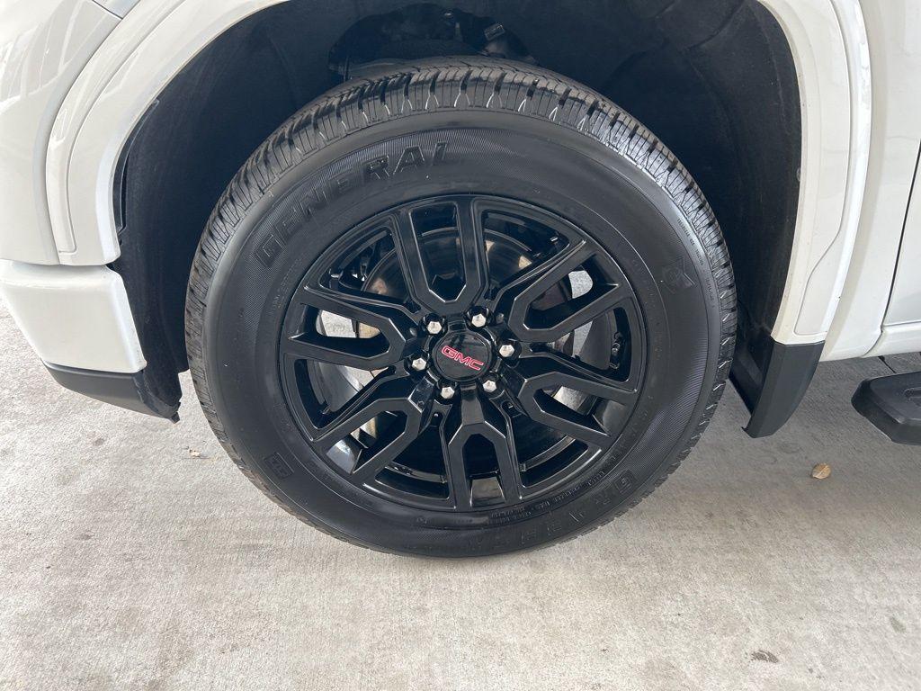 used 2024 GMC Sierra 1500 car, priced at $45,991