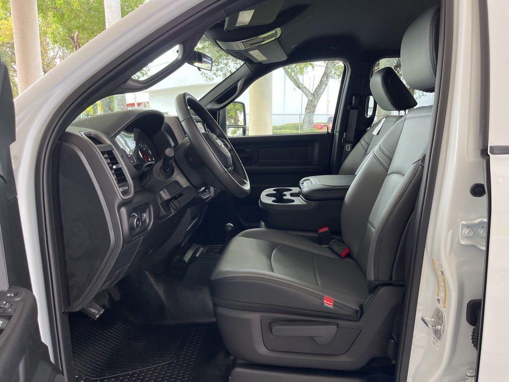 new 2024 Ram 2500 car, priced at $46,420
