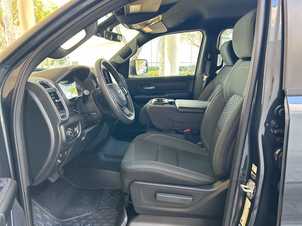new 2025 Ram 1500 car, priced at $46,867