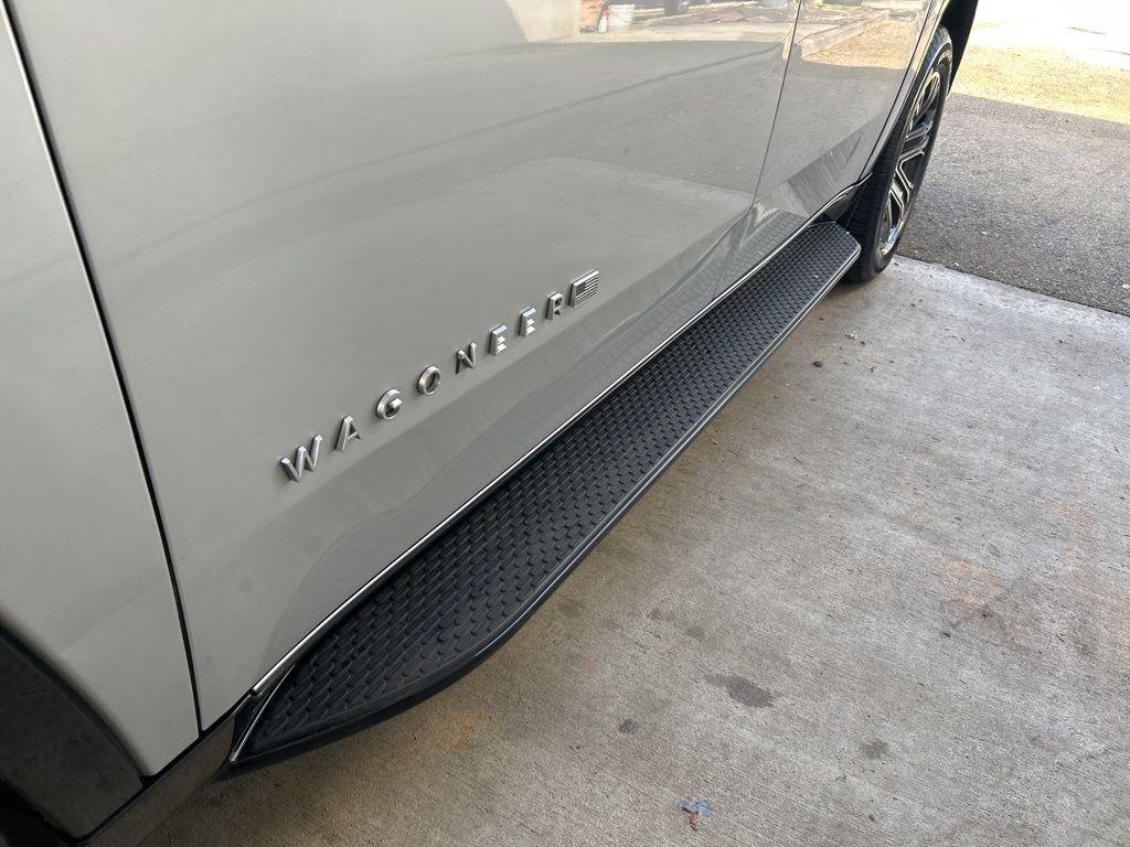 used 2023 Jeep Wagoneer L car, priced at $35,838