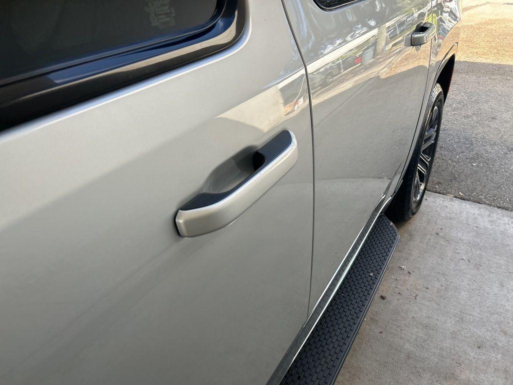 used 2023 Jeep Wagoneer L car, priced at $35,838