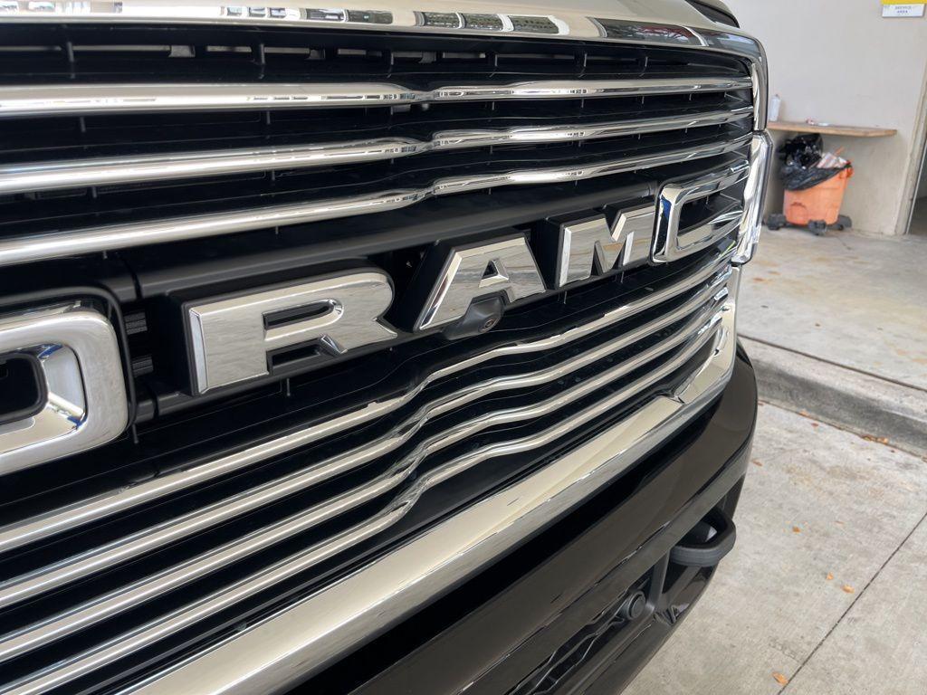 new 2024 Ram 3500 car, priced at $75,912