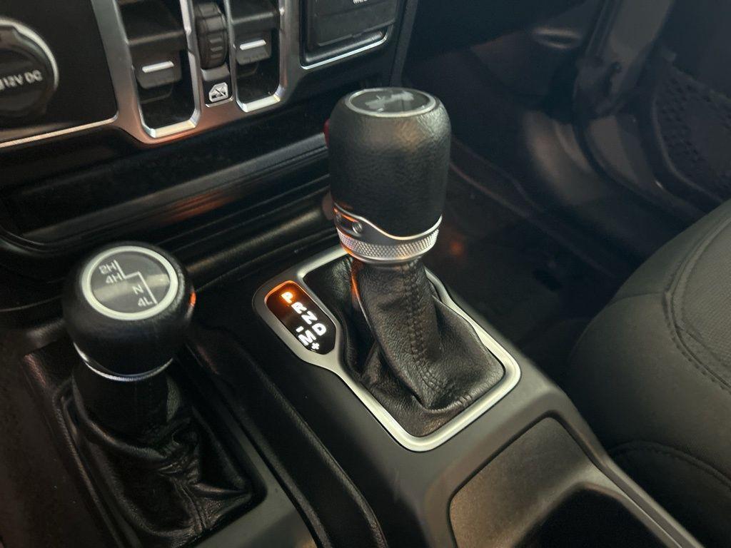 used 2021 Jeep Wrangler Unlimited car, priced at $25,282