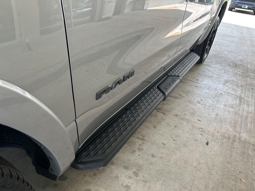 new 2025 Ram 1500 car, priced at $45,762