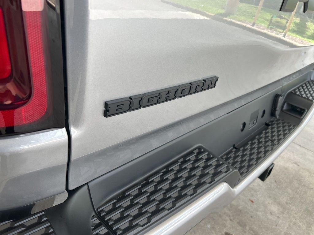 new 2025 Ram 1500 car, priced at $45,762