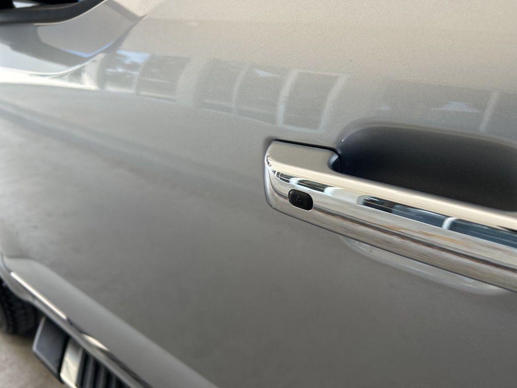 used 2022 Ford F-150 car, priced at $33,991
