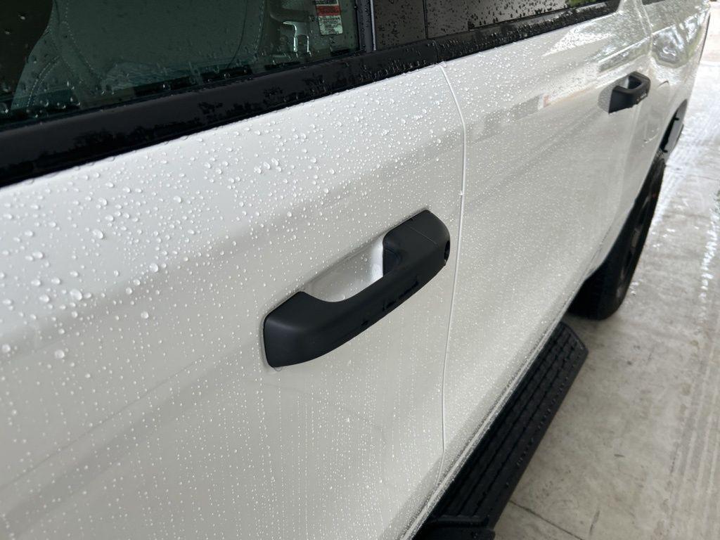 new 2025 Ram 1500 car, priced at $39,664