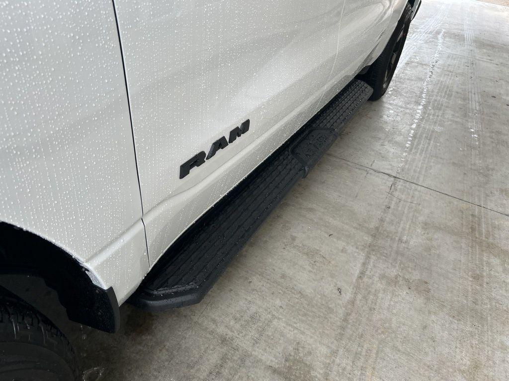 new 2025 Ram 1500 car, priced at $39,664