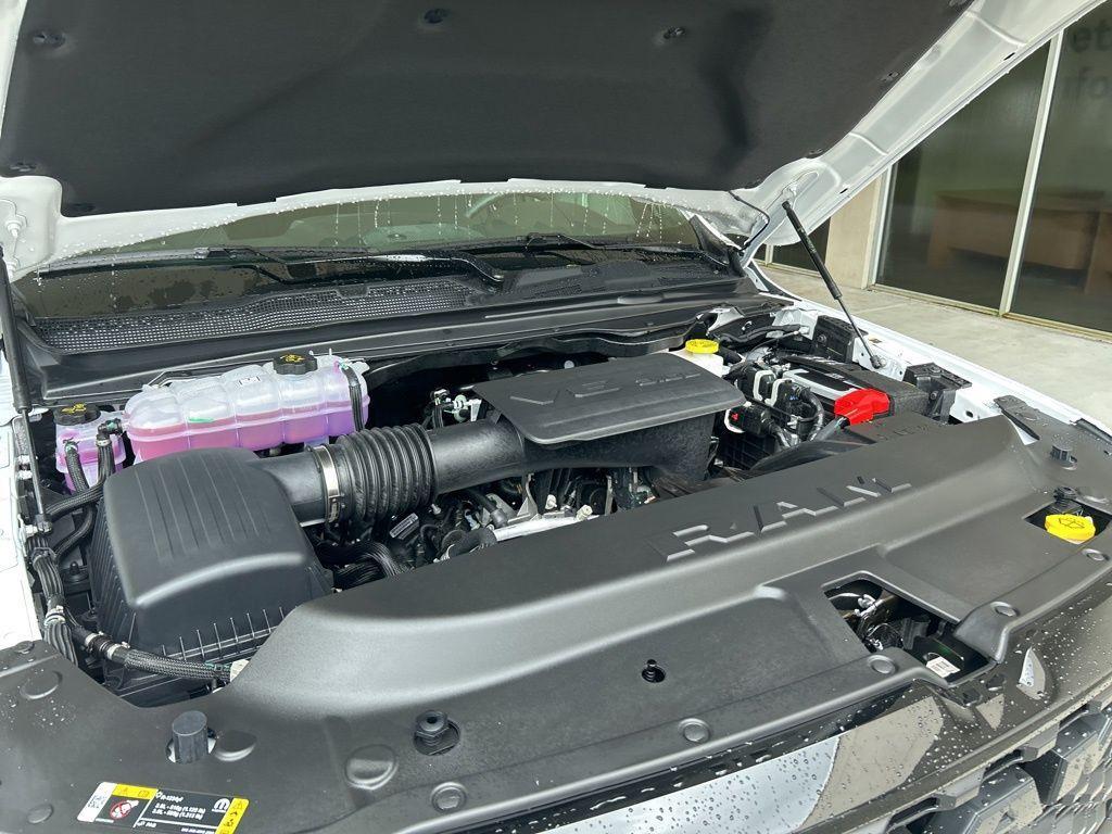 new 2025 Ram 1500 car, priced at $39,664