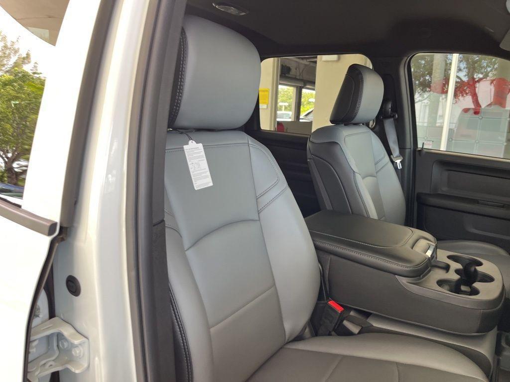 new 2024 Ram 2500 car, priced at $58,521