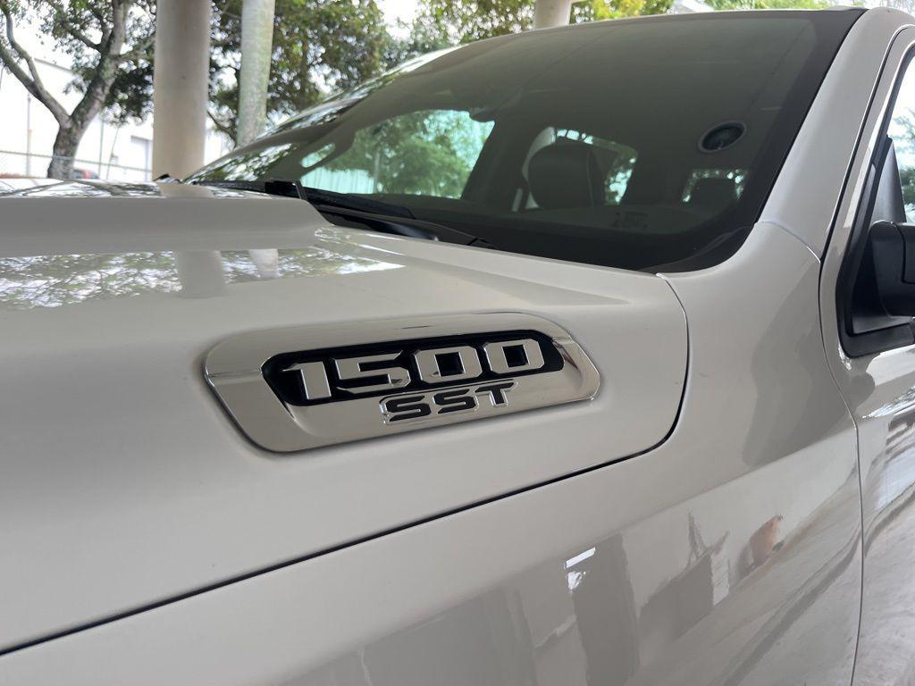 new 2025 Ram 1500 car, priced at $56,964