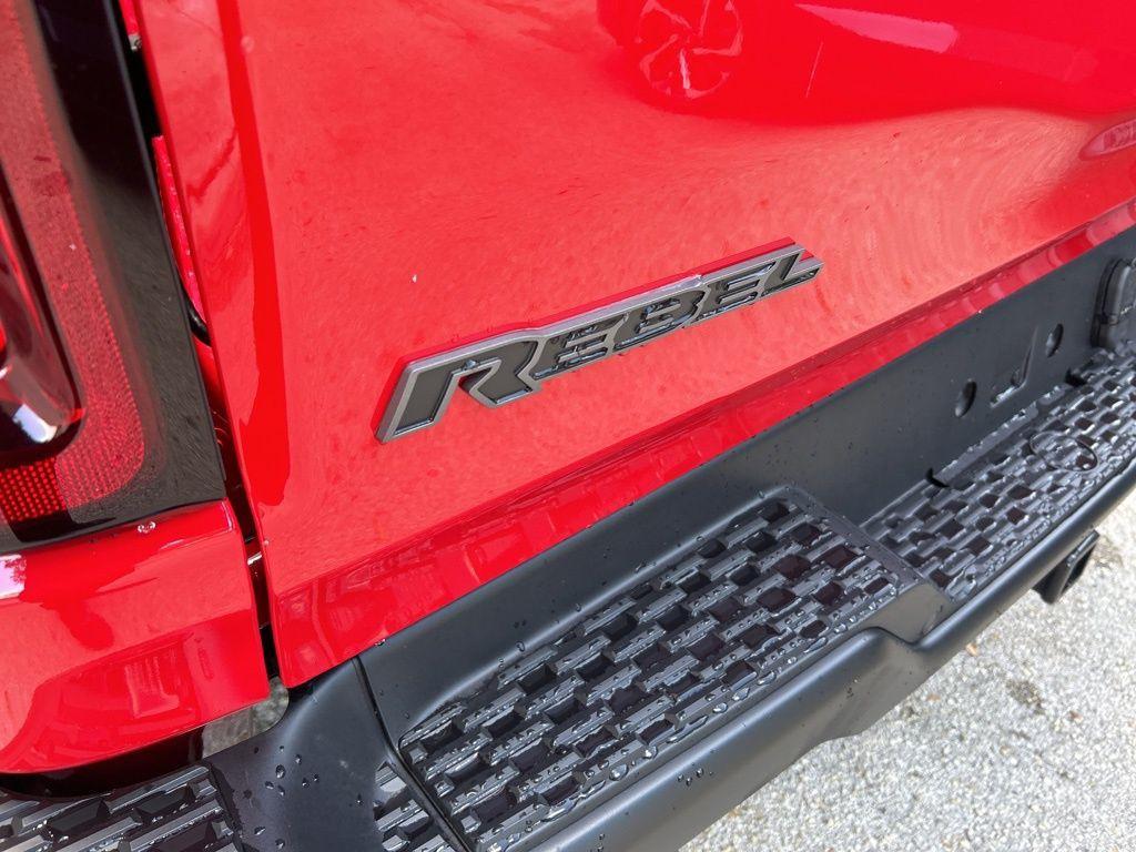 new 2025 Ram 1500 car, priced at $58,613