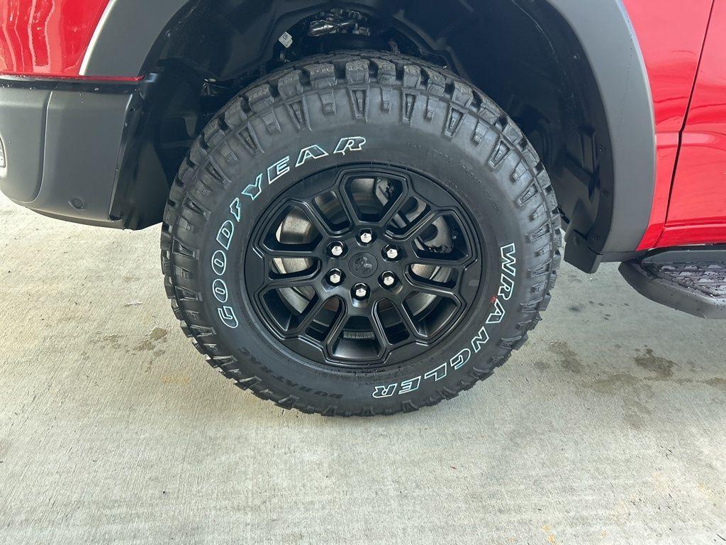 new 2025 Ram 1500 car, priced at $58,613