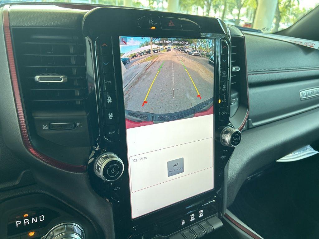 new 2025 Ram 1500 car, priced at $58,613