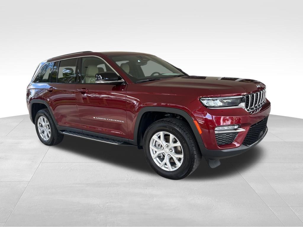 used 2024 Jeep Grand Cherokee car, priced at $36,991