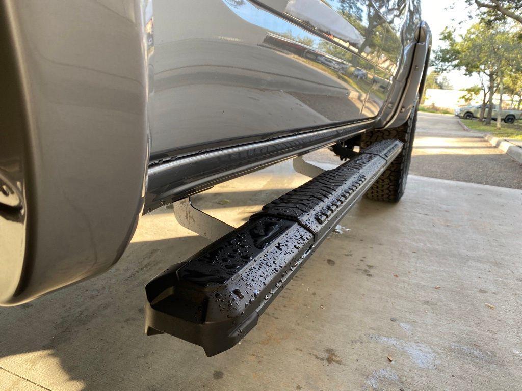 new 2022 Ram 1500 car, priced at $48,988
