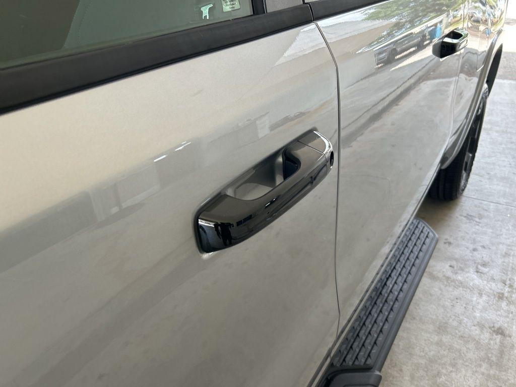 new 2025 Ram 1500 car, priced at $45,933