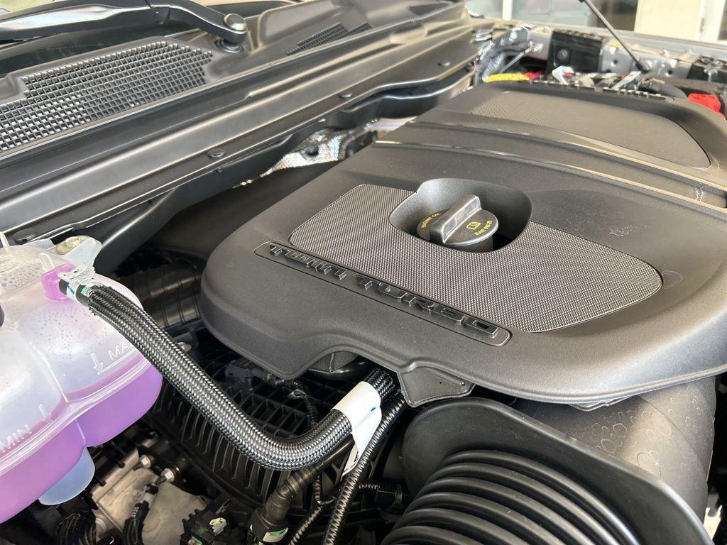 new 2025 Ram 1500 car, priced at $45,933