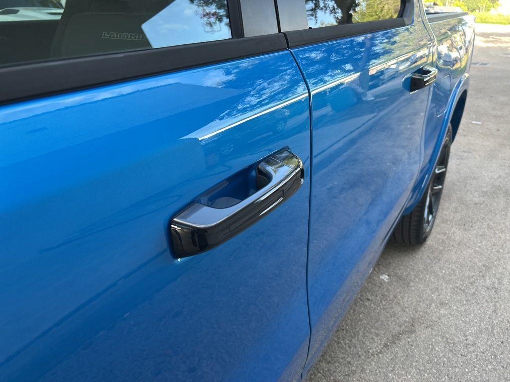 new 2025 Ram 1500 car, priced at $59,499