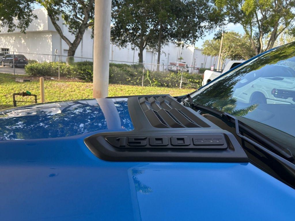 new 2025 Ram 1500 car, priced at $59,499