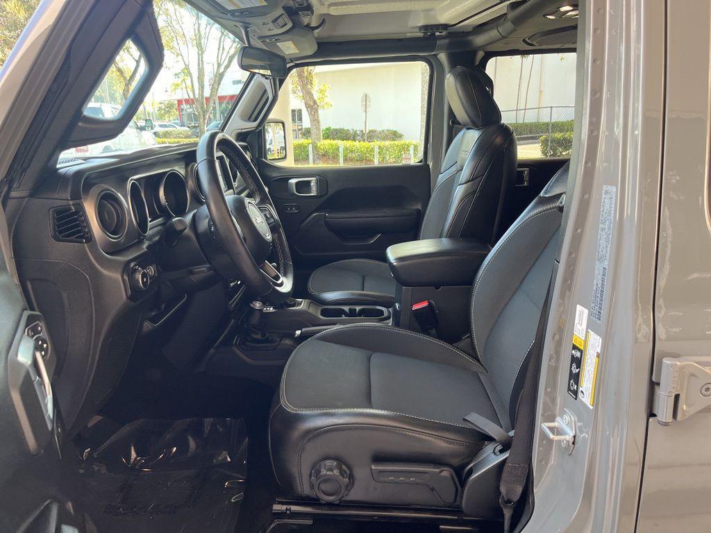 used 2021 Jeep Wrangler Unlimited car, priced at $30,051