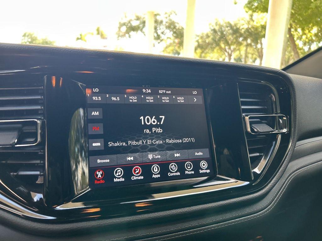 used 2022 Dodge Durango car, priced at $25,504