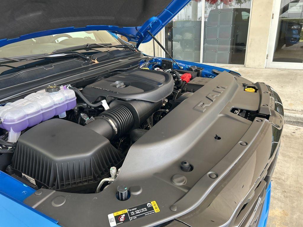 new 2025 Ram 1500 car, priced at $45,812
