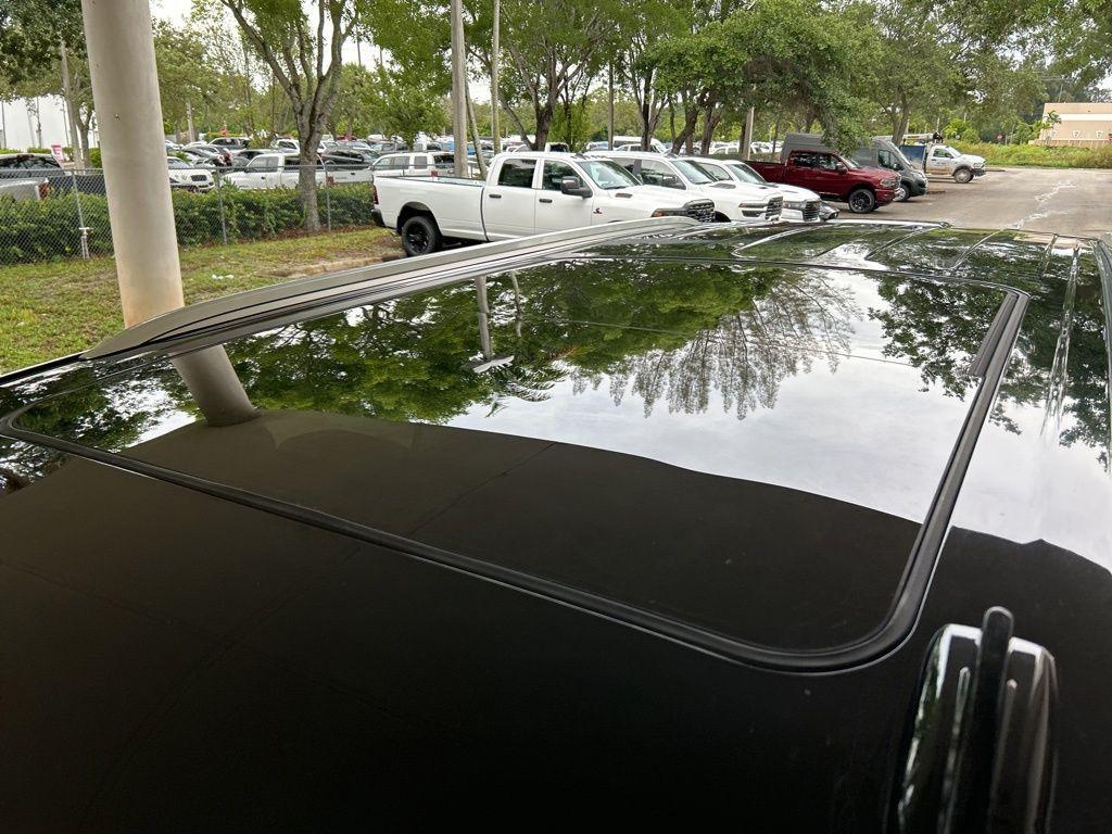 used 2023 GMC Yukon car, priced at $51,988