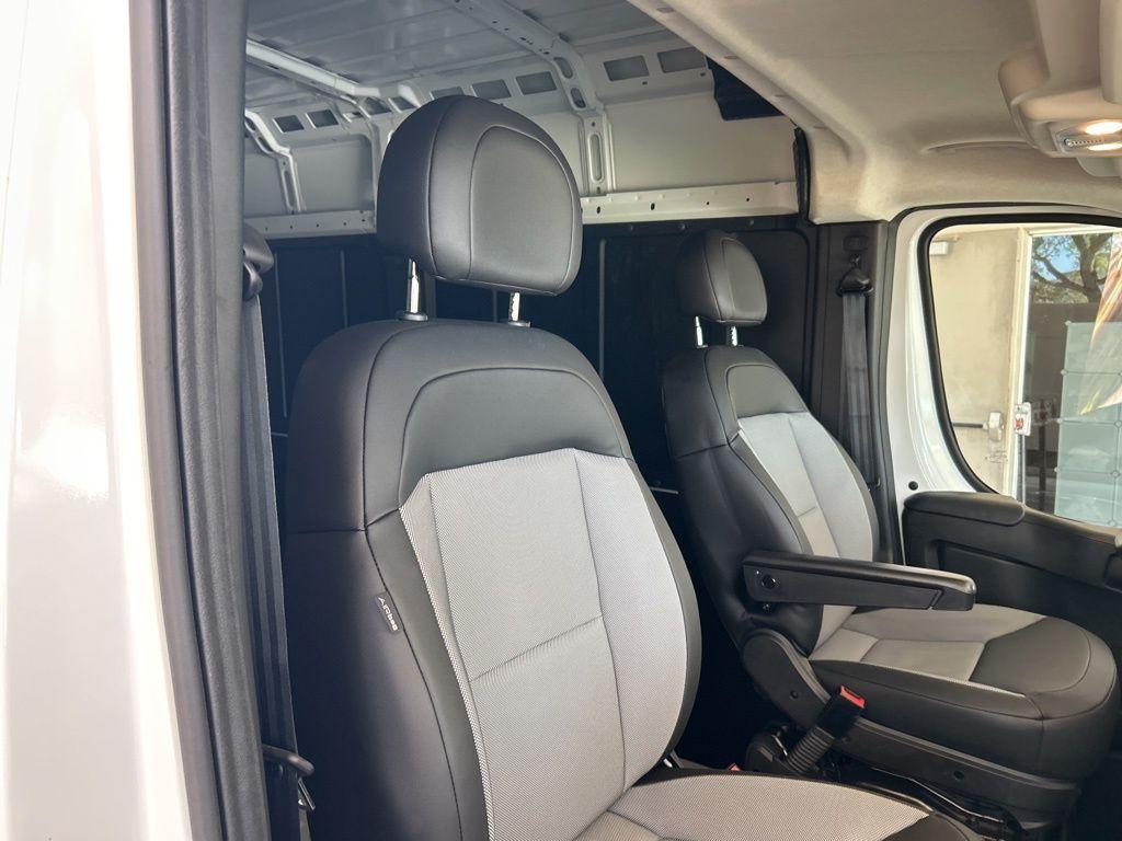 new 2025 Ram ProMaster 2500 car, priced at $53,579