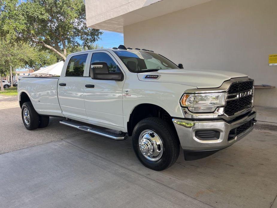 new 2024 Ram 3500 car, priced at $62,665